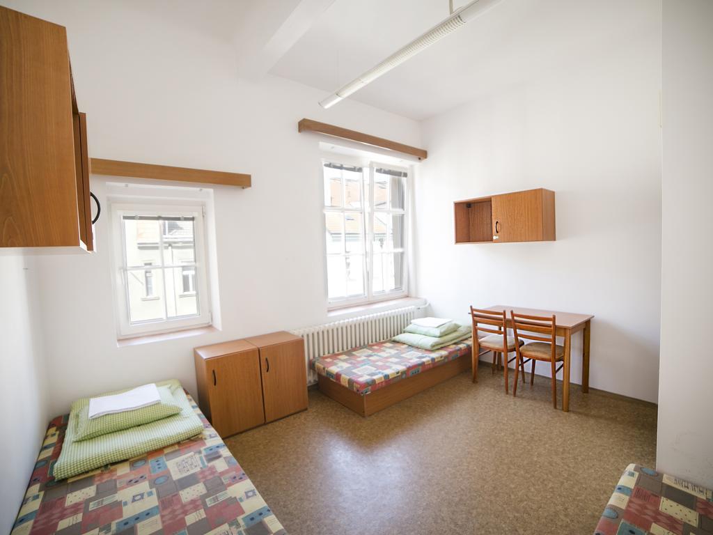 Dizzy Daisy Hostel Prague Chambre photo