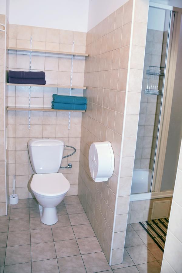 Dizzy Daisy Hostel Prague Extérieur photo